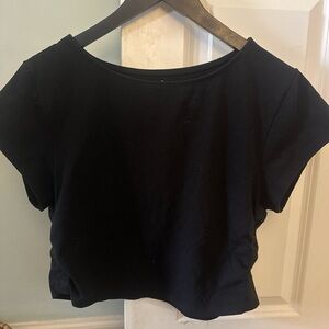 Black cropped shirt with rouched sides